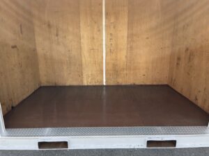 中古12ftドライスチールコンテナ　外装塗装済み・ドア面シャッター仕様