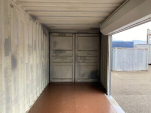 中古20ft ドライスチールコンテナ 左パネル3mシャッター付き　グレー②　TKCU0664311