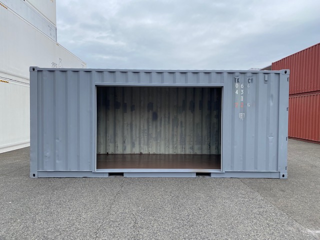 中古20ft ドライスチールコンテナ 左パネル3mシャッター付き　グレー②　TKCU0664311