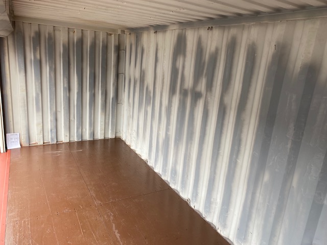 中古20ft ドライスチールコンテナ　左パネルフルシャッター付き　赤茶