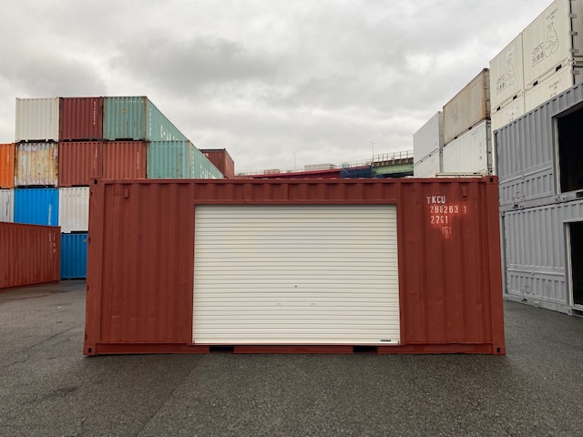 中古20ft ドライスチールコンテナ 右パネル3mシャッター付き　赤茶②　TKCU2602631