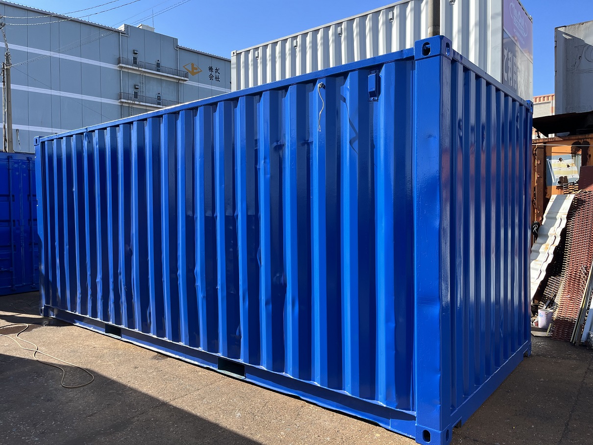 中古20ft ドライスチールコンテナ（左フルシャッター・照明付き）