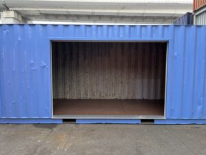 中古20ft ドライスチールコンテナ（3Ⅿシャッター仕様）