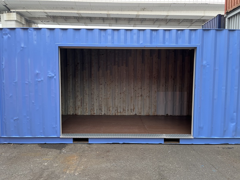 中古20ft ドライスチールコンテナ（3Ⅿシャッター仕様）