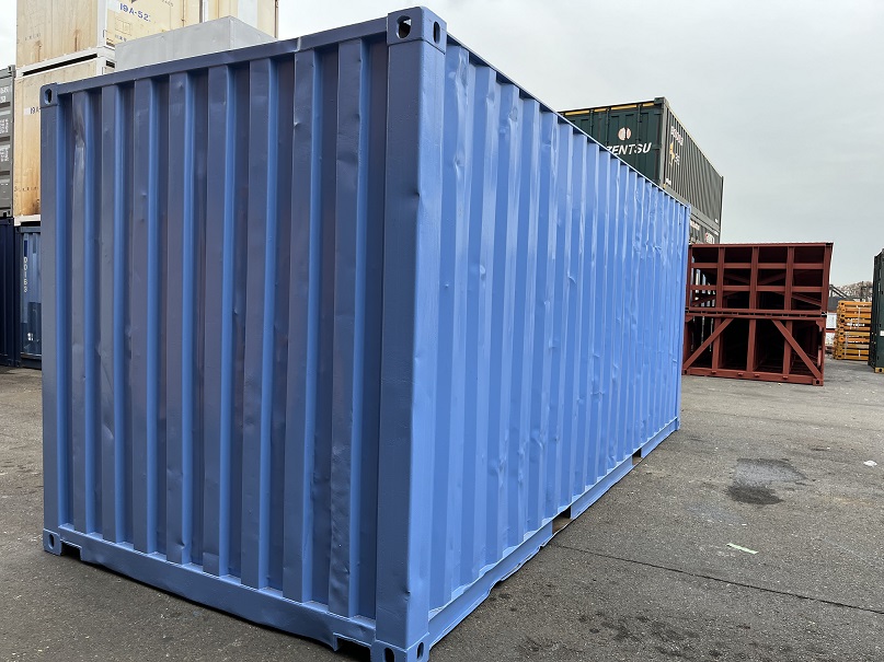 中古20ft ドライスチールコンテナ（3Ⅿシャッター仕様）
