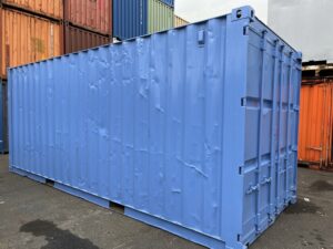 中古20ft ドライスチールコンテナ（3Ⅿシャッター仕様）