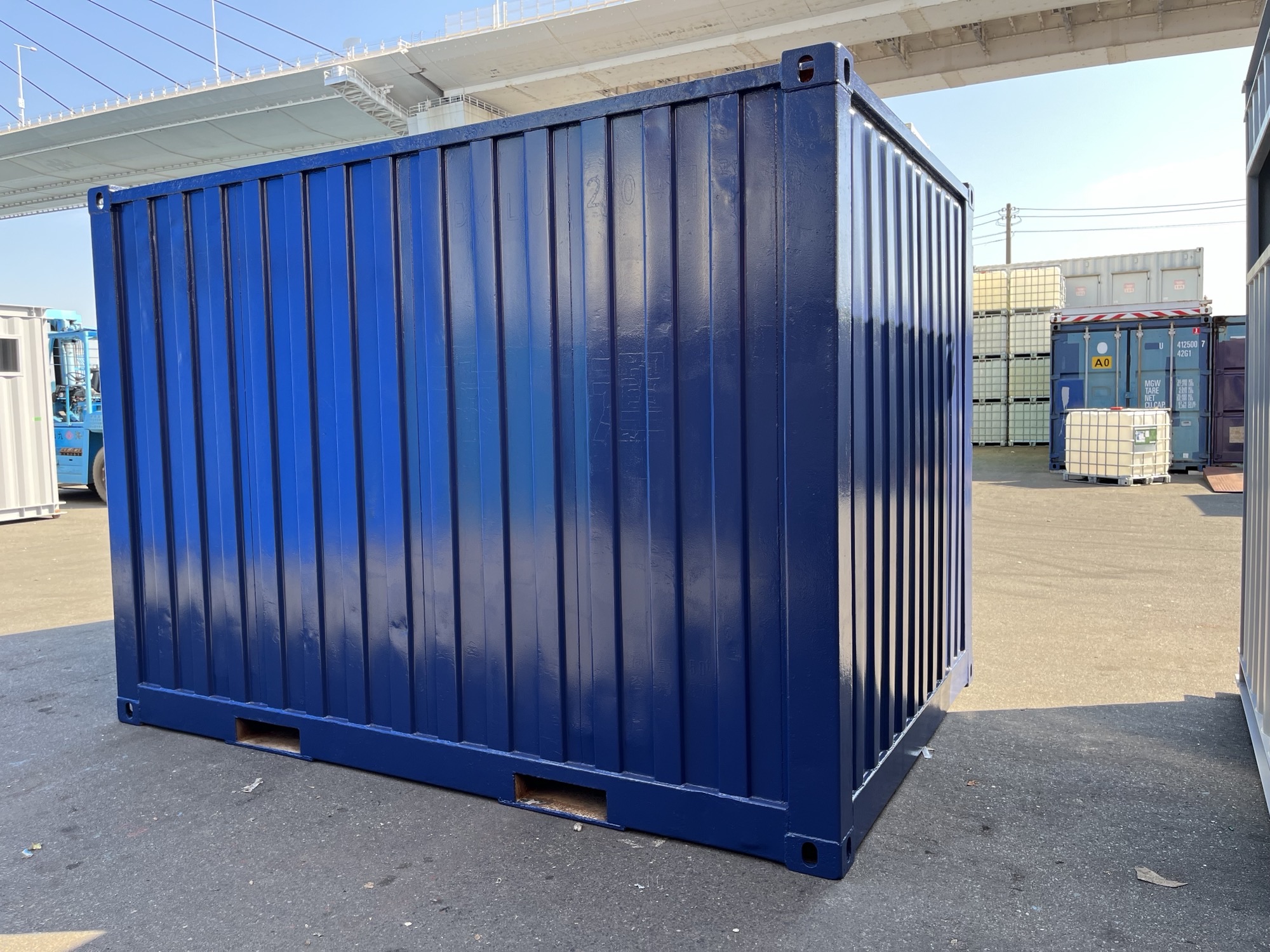 中古12ft ドライスチールコンテナ　外装塗装済み