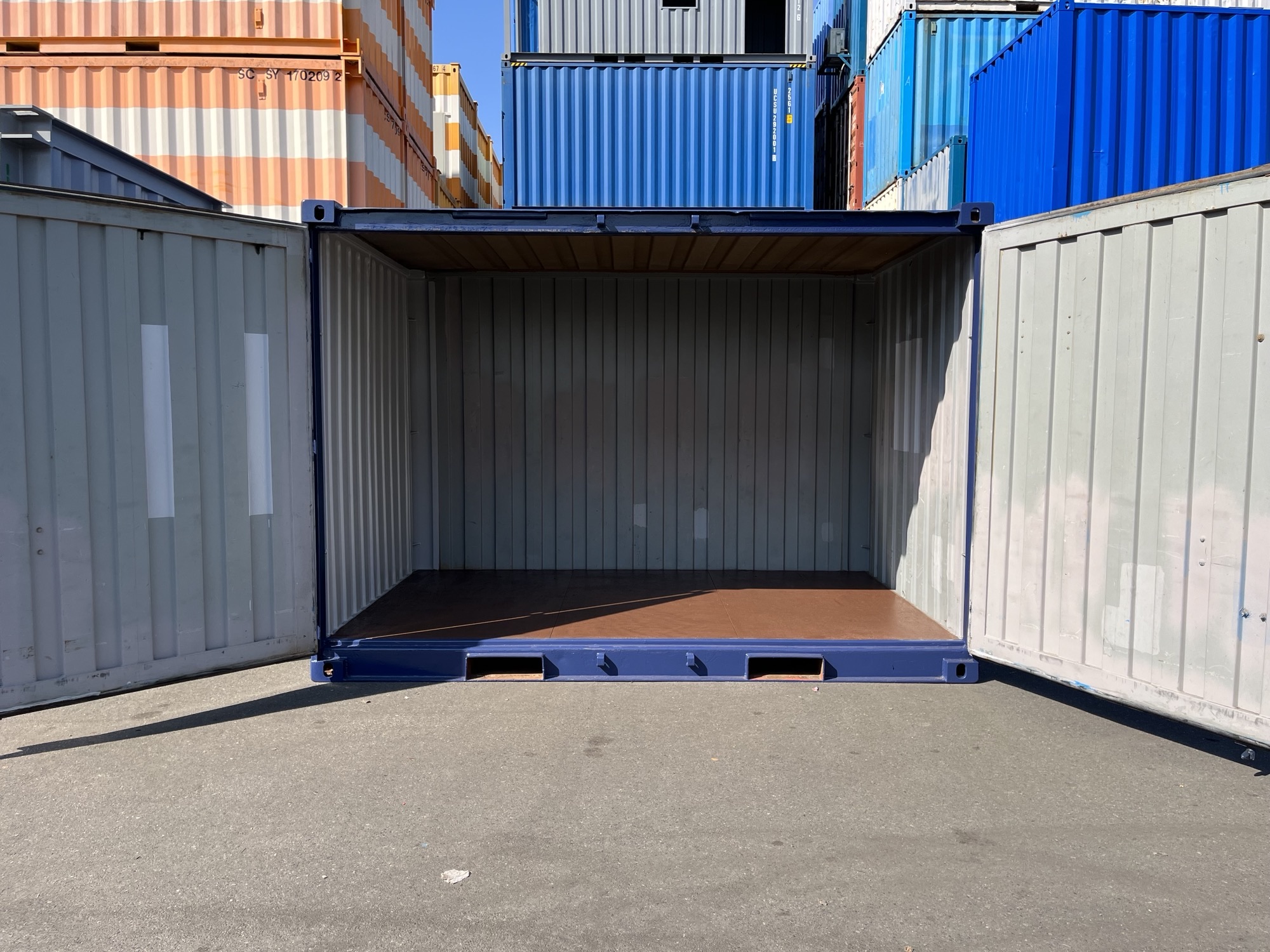 中古12ft ドライスチールコンテナ　外装塗装済み