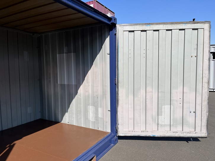 中古12ft ドライスチールコンテナ　外装塗装済み