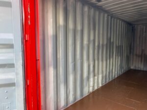 中古20ftドライスチールコンテナ　赤色塗装済み
