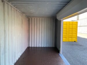 中古20ft ドライスチールコンテナ 右パネル3mシャッター付き　グレー①　TKCU2044429