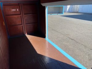 中古20ft ドライスチールコンテナ 左パネル3mシャッター付き　水色　TKCU2210178