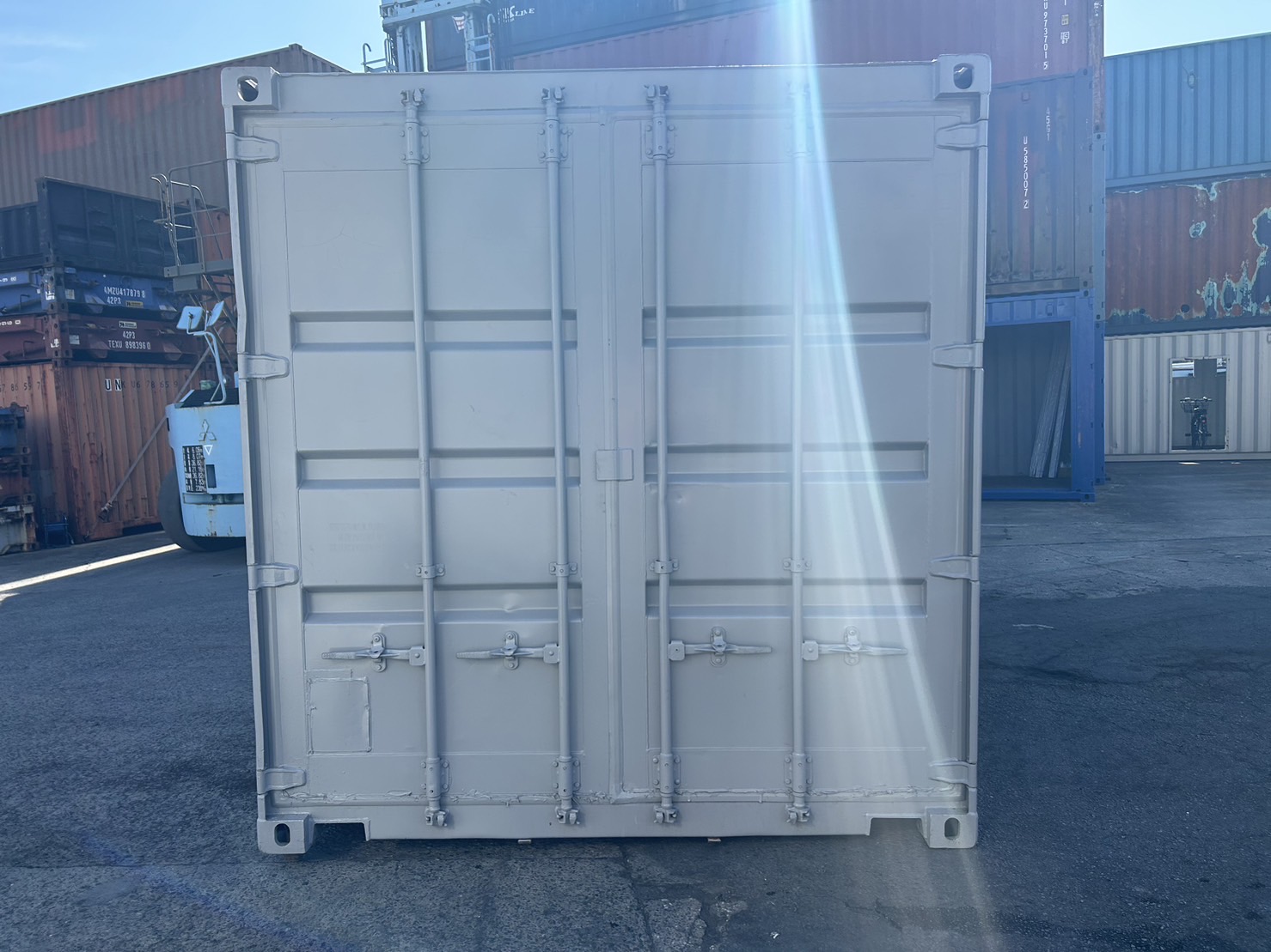 中古20ft　ドライスチール　サイド3mシャッター付き