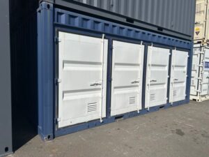 【横浜】中古20ftレンタルボックス 4ドア仕様（TKCU007）