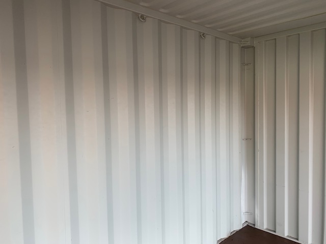 中古20FT ドライスチールコンテナ 右パネルフルシャッター付き TKCU2965370