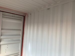 中古20FT ドライスチールコンテナ 右パネルフルシャッター付き TKCU2965370