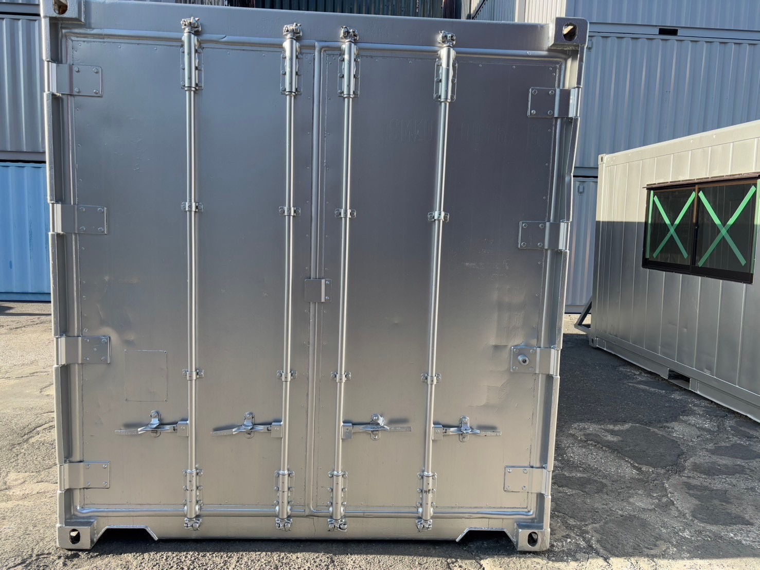 【横浜】中古20ft事務所仕様コンテナ（U1001670）