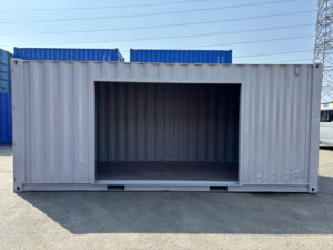 【東北】中古20ft　右パネル3mシャッター付きコンテナ【U3056962】