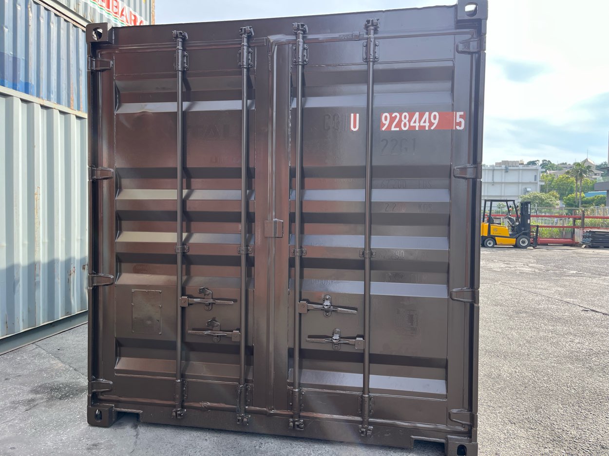 【横浜】中古20FTドライスチールコンテナ　左パネル3mシャッター仕様(U9284495)