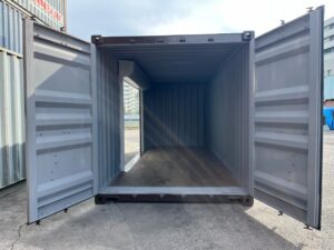 【横浜】中古20FTドライスチールコンテナ　左パネル3mシャッター仕様(U9284495)