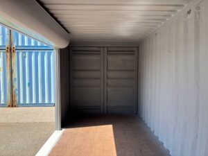 【北陸】中古20ft ドライスチールコンテナ　3mシャッター付き①