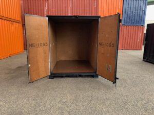 【神戸】中古6FT ドライスチールコンテナ（ブラック）TKCU1095