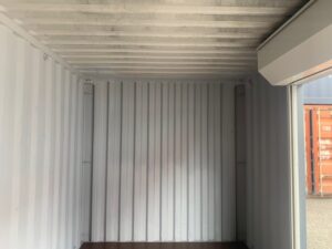 【神戸】中古20ft ドライスチールコンテナ 右パネル3mシャッター付き TKCU2075245