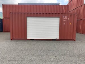 【神戸】中古20ft ドライスチールコンテナ 左パネル3mシャッター付き TKCU9395406