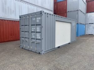 【神戸】中古20ft ドライスチールコンテナ 右パネル3mシャッター付き TKCU2075055
