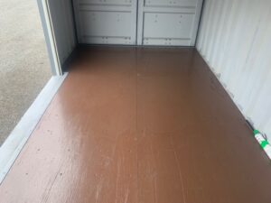 【神戸】中古20ft ドライスチールコンテナ 右パネル3mシャッター付き TKCU2075055
