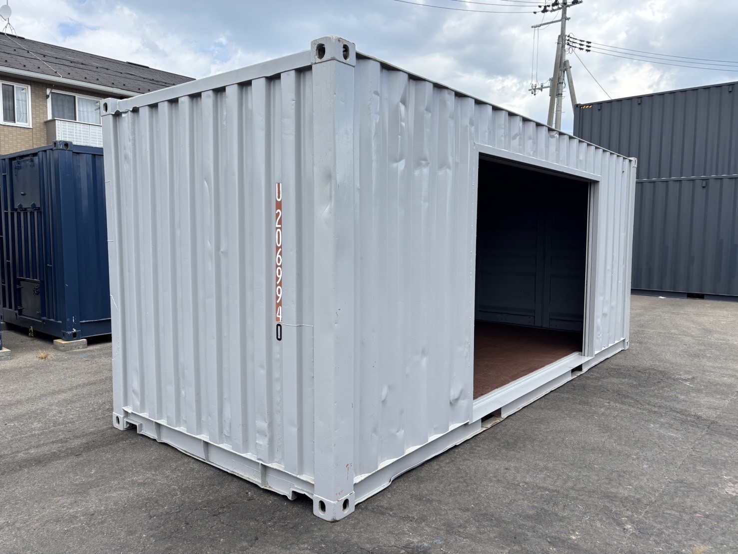 【東北】中古20ft　左パネル3mシャッター付きコンテナ【U2069940】