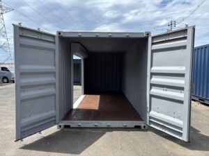 【東北】中古20ft　左パネル3mシャッター付きコンテナ【U2069940】