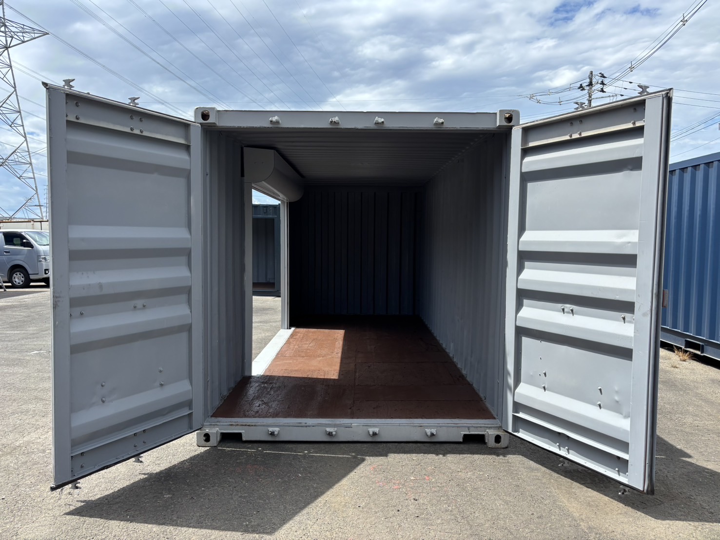 【東北】中古20ft　左パネル3mシャッター付きコンテナ【U2069940】