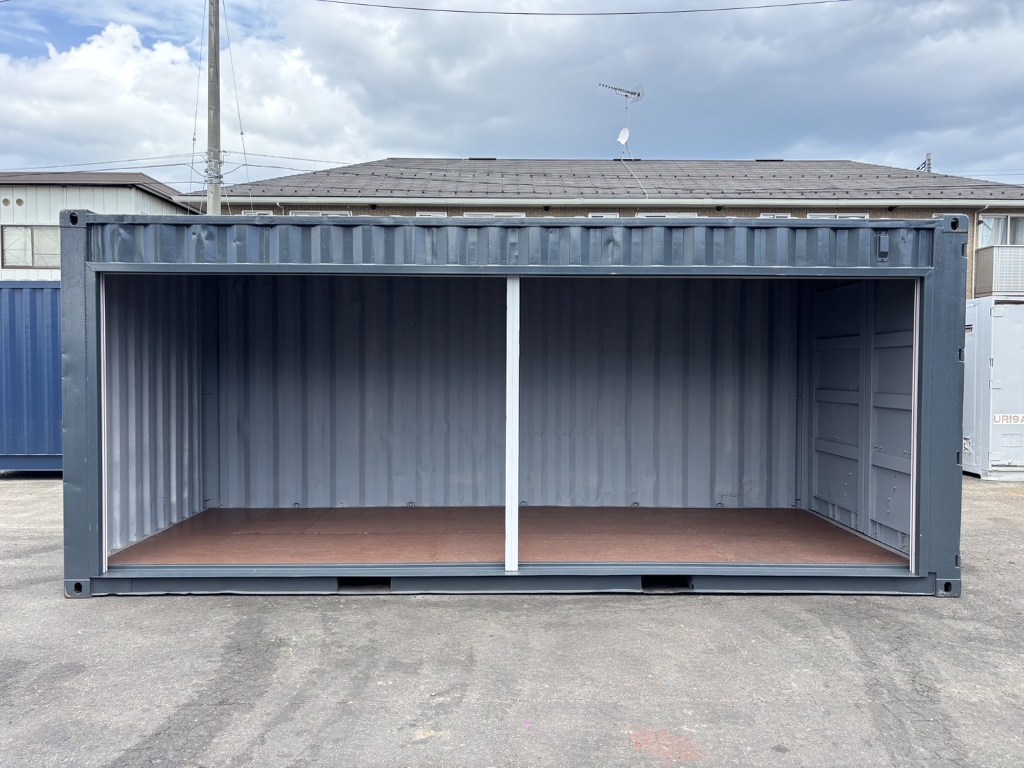 【東北】中古20ft　左パネルフルサイドシャッター付きコンテナ【U3225144】