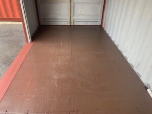 【神戸】中古20ft ドライスチールコンテナ 右パネル3mシャッター付き TKCU2573919