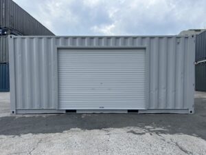 【横浜】中古20FTドライスチールコンテナ　外装塗装・左パネル3mシャッター付き(U1887776)