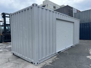 【横浜】中古20FTドライスチールコンテナ　外装塗装・左パネル3mシャッター付き(U1887776)