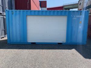 【神戸】中古20ft ドライスチールコンテナ 左パネル3mシャッター付き TKCU1400489