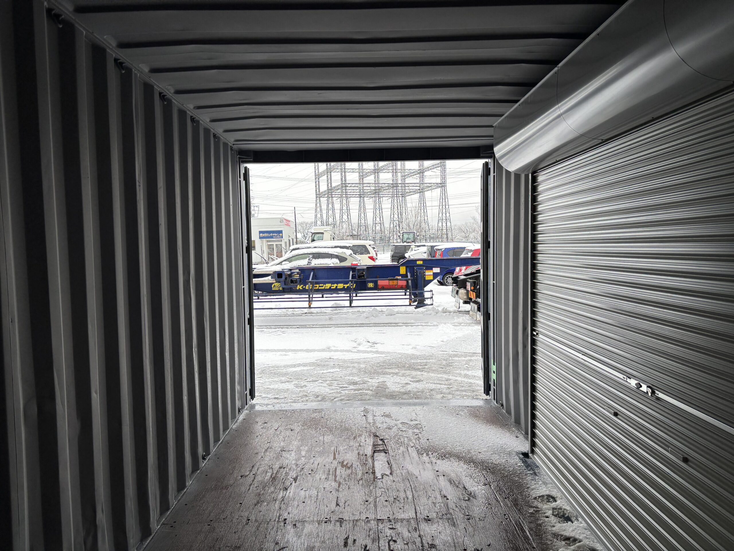 【北陸】中古20ft ドライスチールコンテナ　3mシャッター付き　紺色塗装