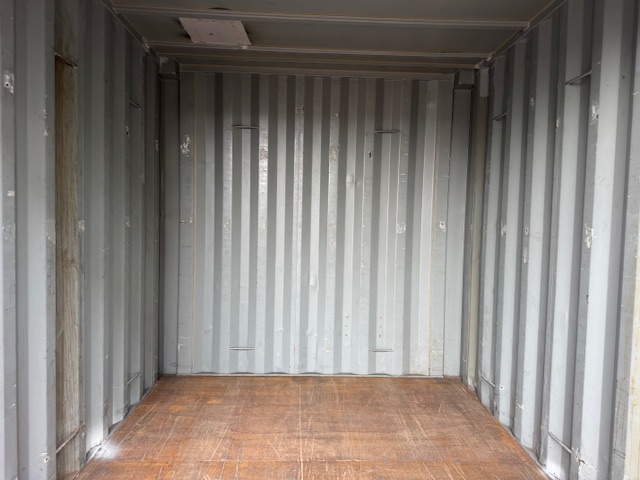 【神戸】中古10FT ドライスチールコンテナ（妻側ドア）　No.202