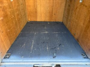 【神戸】中古6FT ドライスチールコンテナ（波板タイプ）TKCU1020