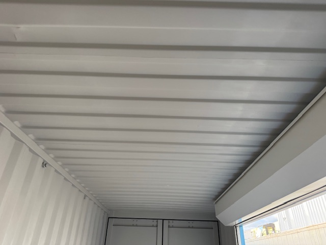 【神戸】中古20FT ドライスチールコンテナ 左パネル3mシャッター付き TKCU1403087