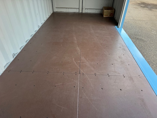 【神戸】中古20FT ドライスチールコンテナ 左パネル3mシャッター付き TKCU1403087