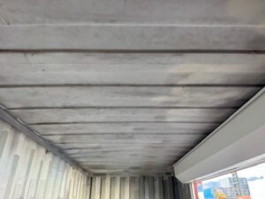 【神戸】中古20FT ドライスチールコンテナ 右パネル3mシャッター付き TKCU1039744