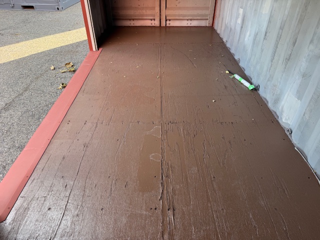 【神戸】中古20FT ドライスチールコンテナ 右パネル3mシャッター付き TKCU2104118