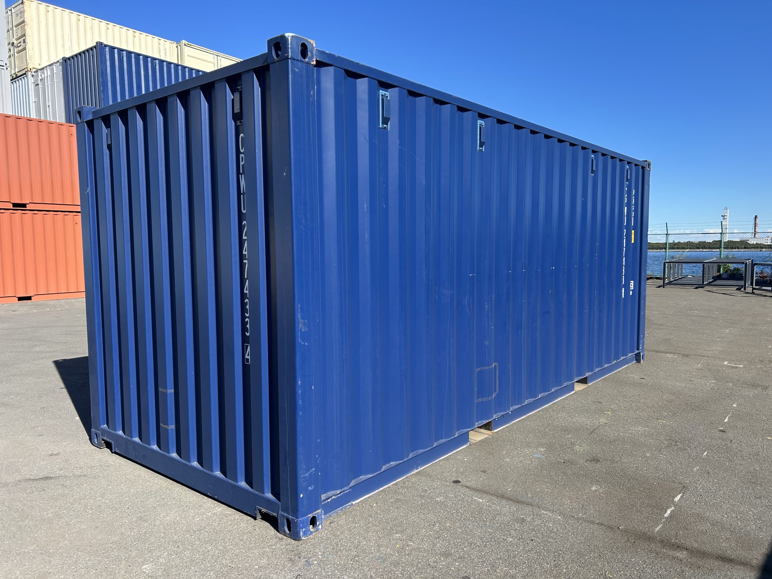 【横浜】美品新古20ftドライスチールコンテナ 2024年製　CPWU2474334