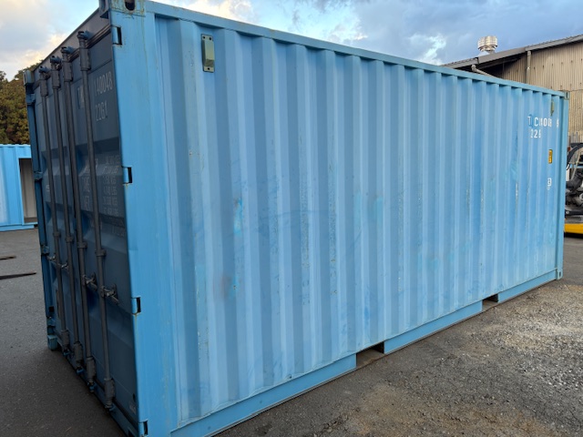 【福岡】中古20ftドライスチールコンテナ（左パネル3mシャッター）　TKCU1400489