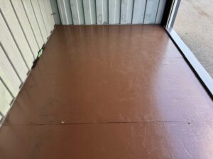 【神戸】中古12FT ドライスチールコンテナ シャッター付き、グレー塗装　TKCU962029