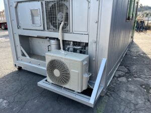 【横浜】中古20ft事務所仕様コンテナ（U1906683）