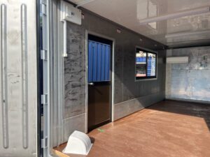 【横浜】中古20ft事務所仕様コンテナ（U1906683）